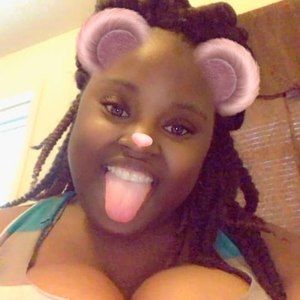 Meet your Posher, Ayee